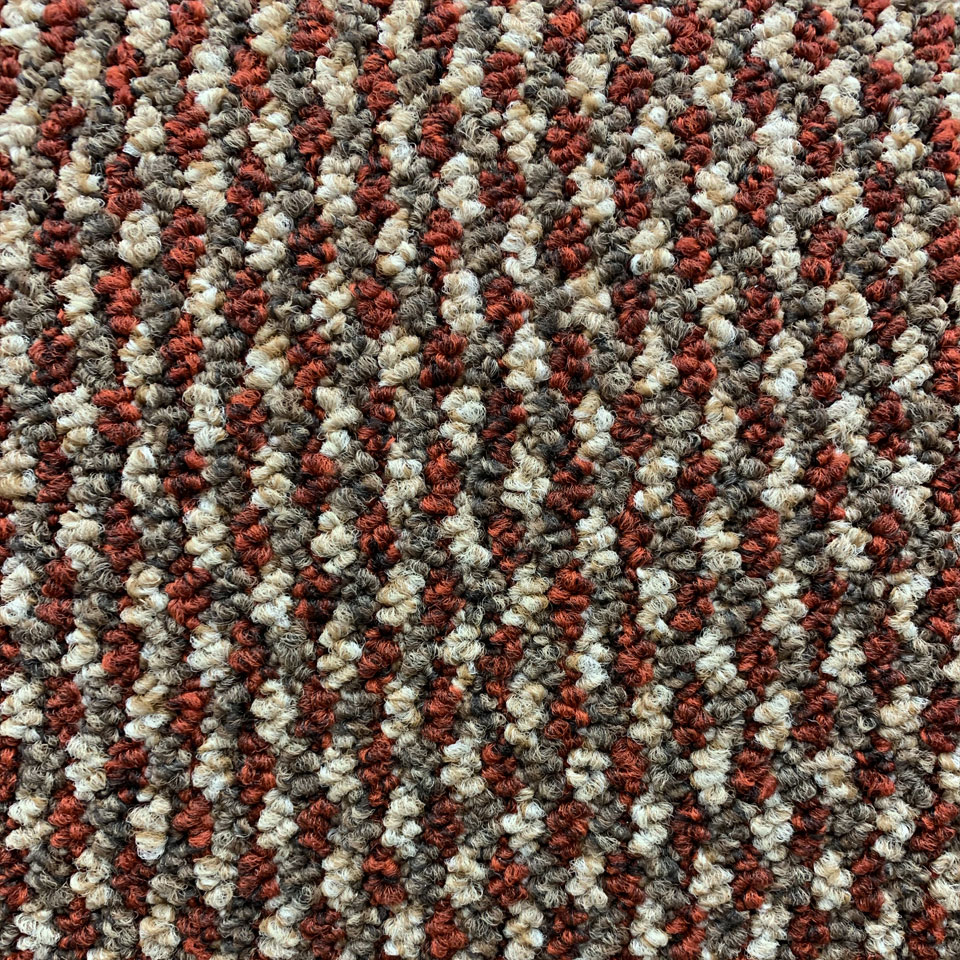 Dublin berber loop carpet in colour bordeaux