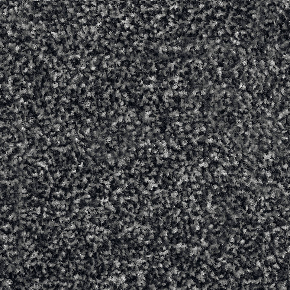 Essential Saxony carpet in colour bordeaux