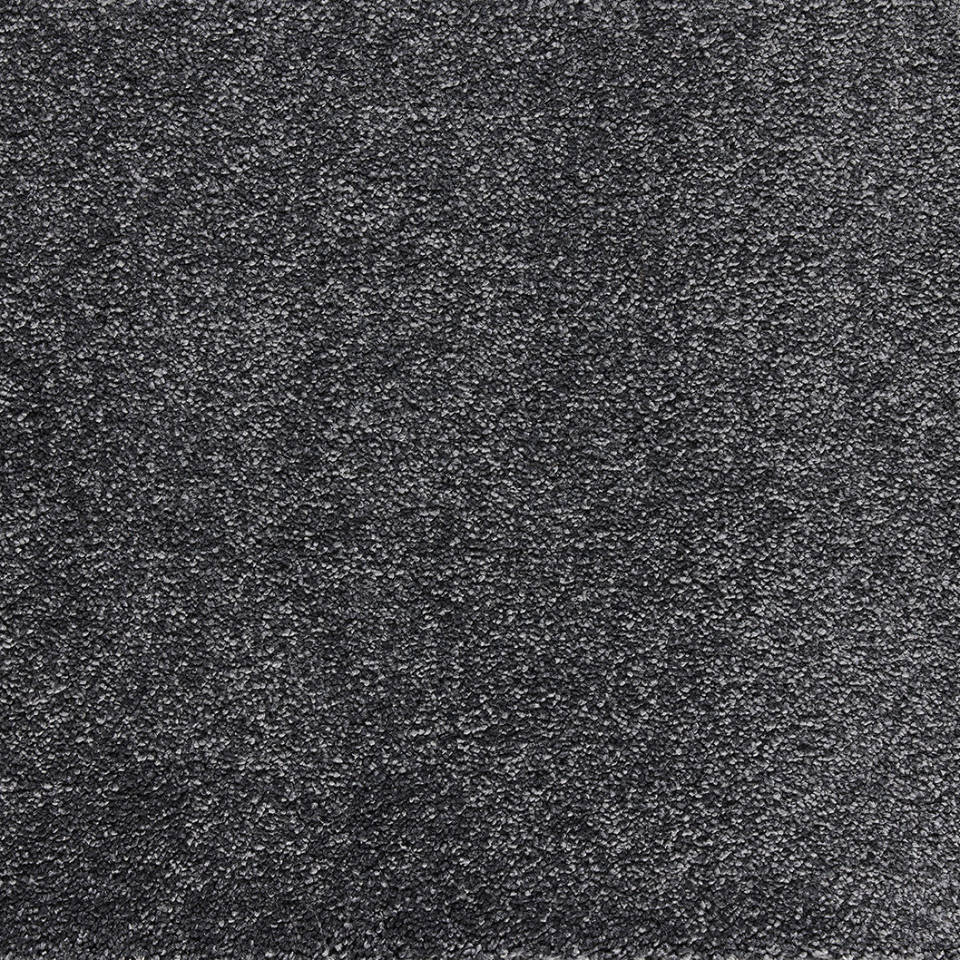 New York saxony carpet in colour ebony