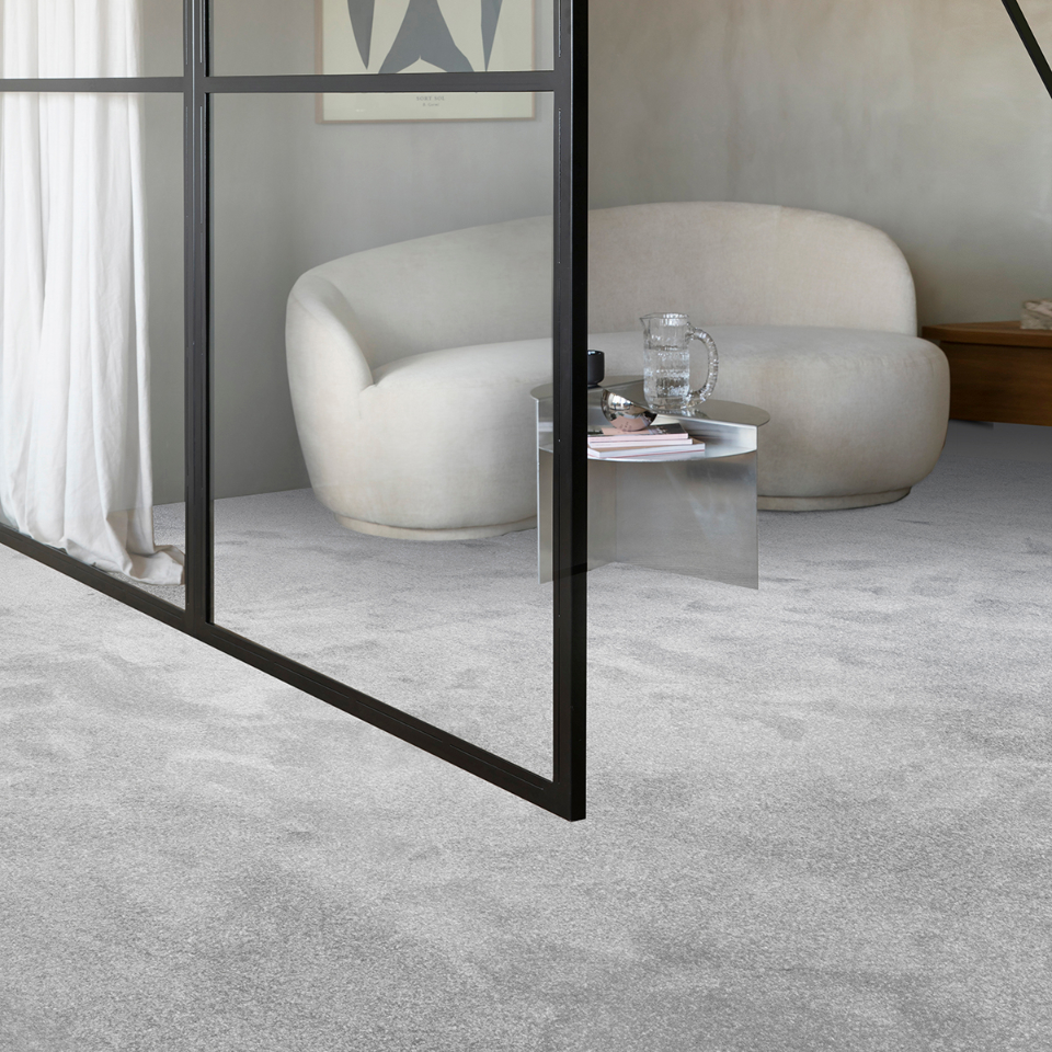 Yukon saxony carpet in colour Pearl
